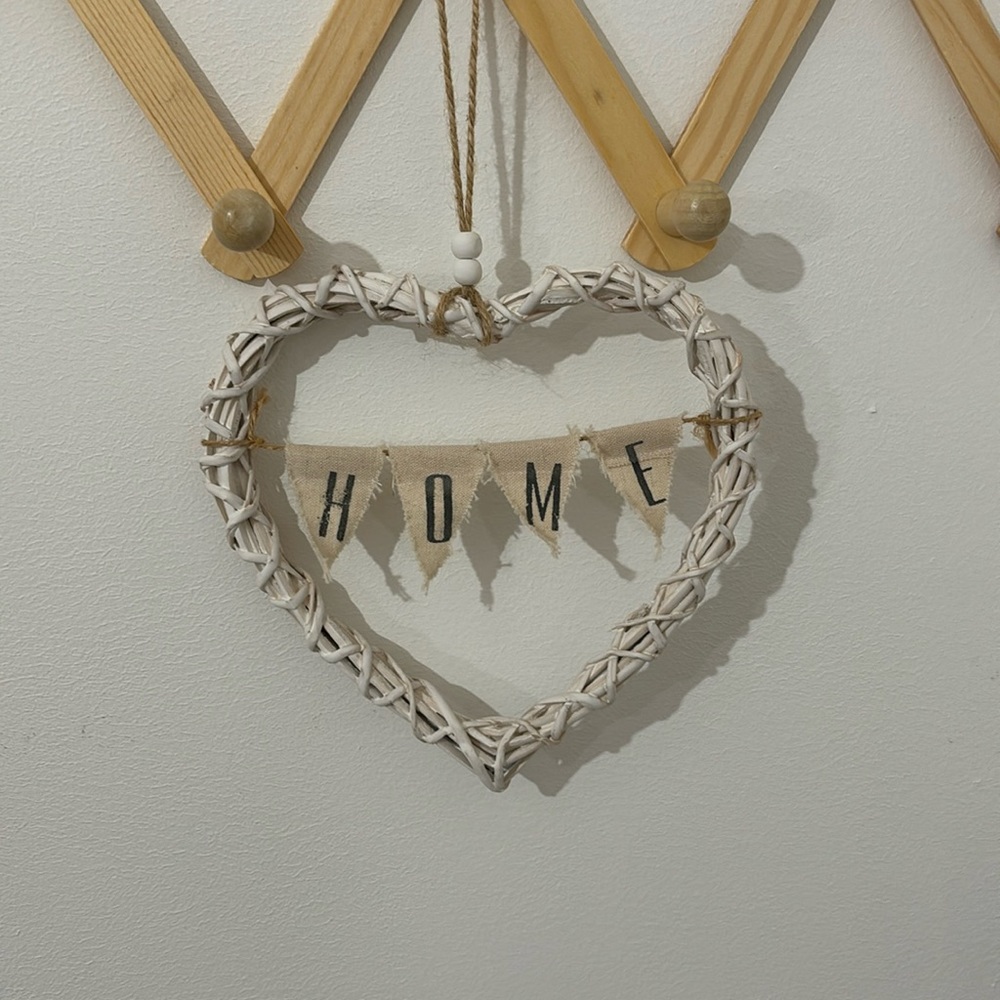 Home sign - farmhouse look wicker